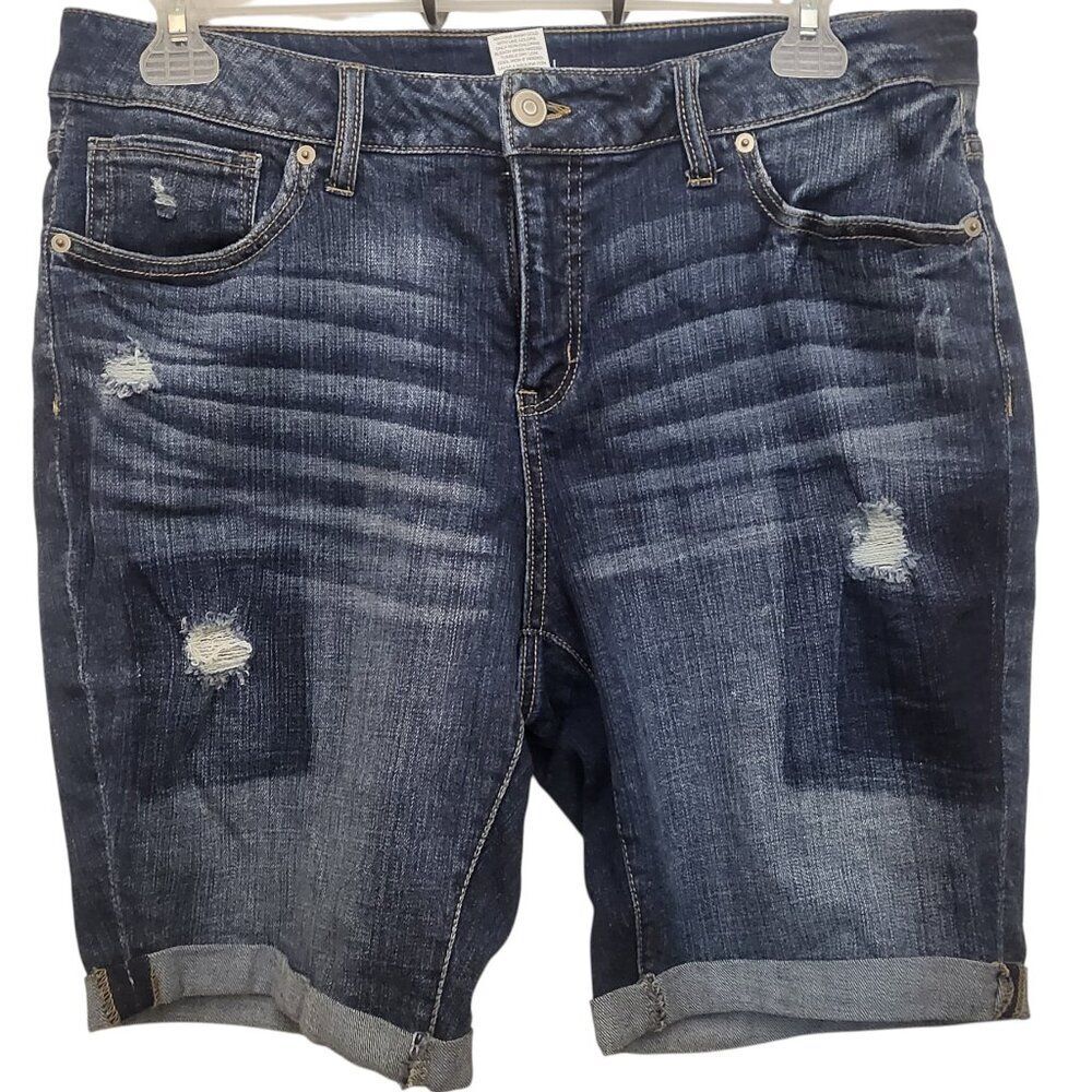 Time & Tru Mid-Rise Distressed Bermuda Shorts